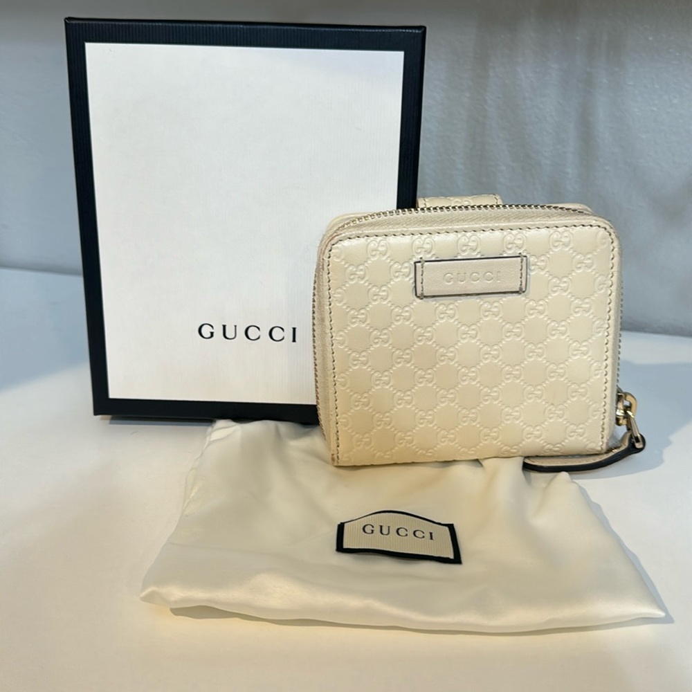 GUCCI Micro GG Guccissima Bifold Wallet Leather